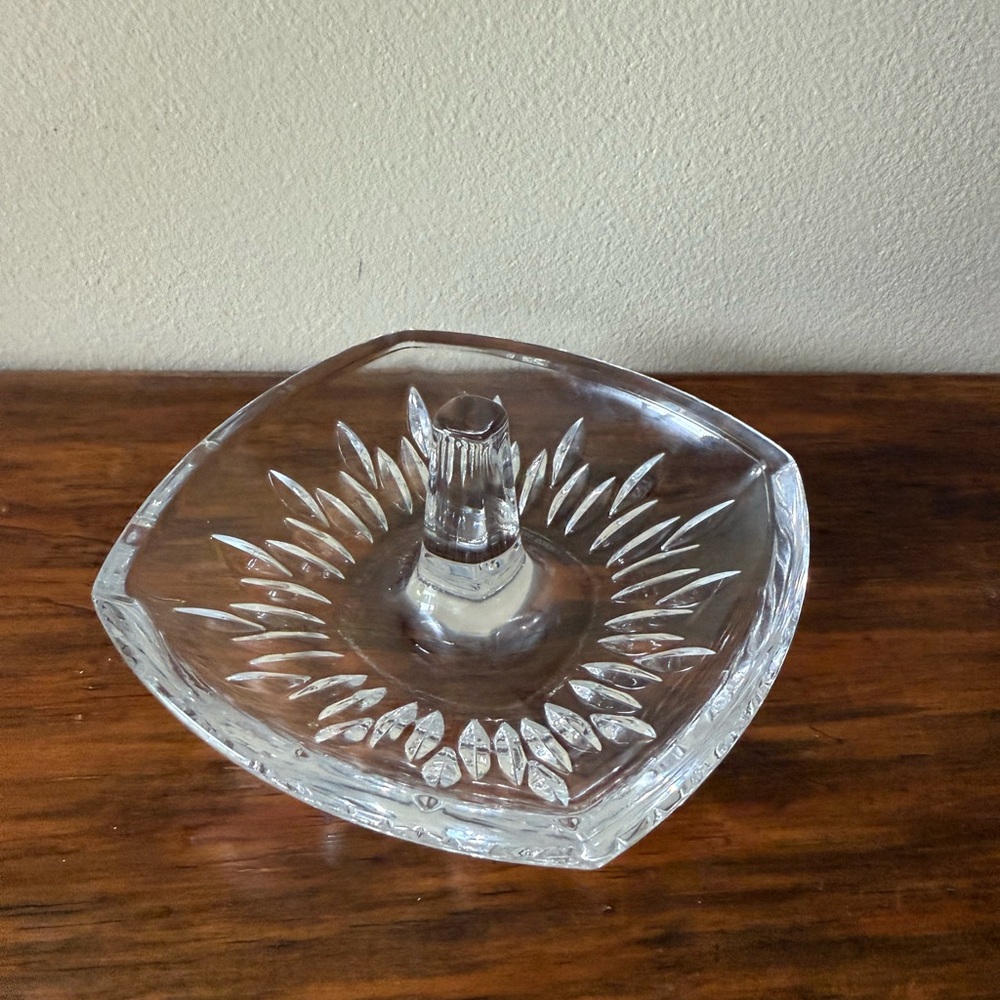 Vera Wang Wedgwood Crystal Duchesse Ring Holder